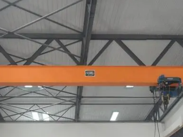 電機(jī)驅(qū)動(dòng)模塊在單梁行車控制電路中的作用是什么？