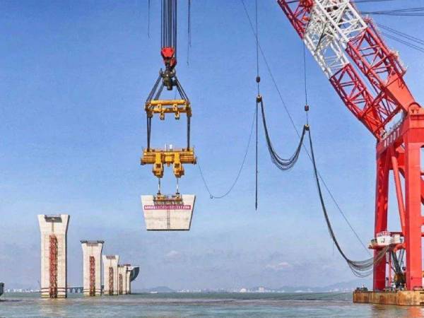 海面漂浮平臺的設計理念和工程背景是怎樣的？