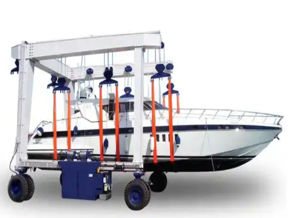 游艇吊的吊裝成本：游艇吊裝的成本和效益如何？